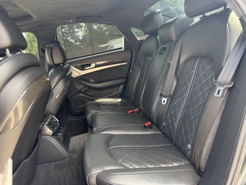 Used 2014 Audi S8 AWD/4WD image 8