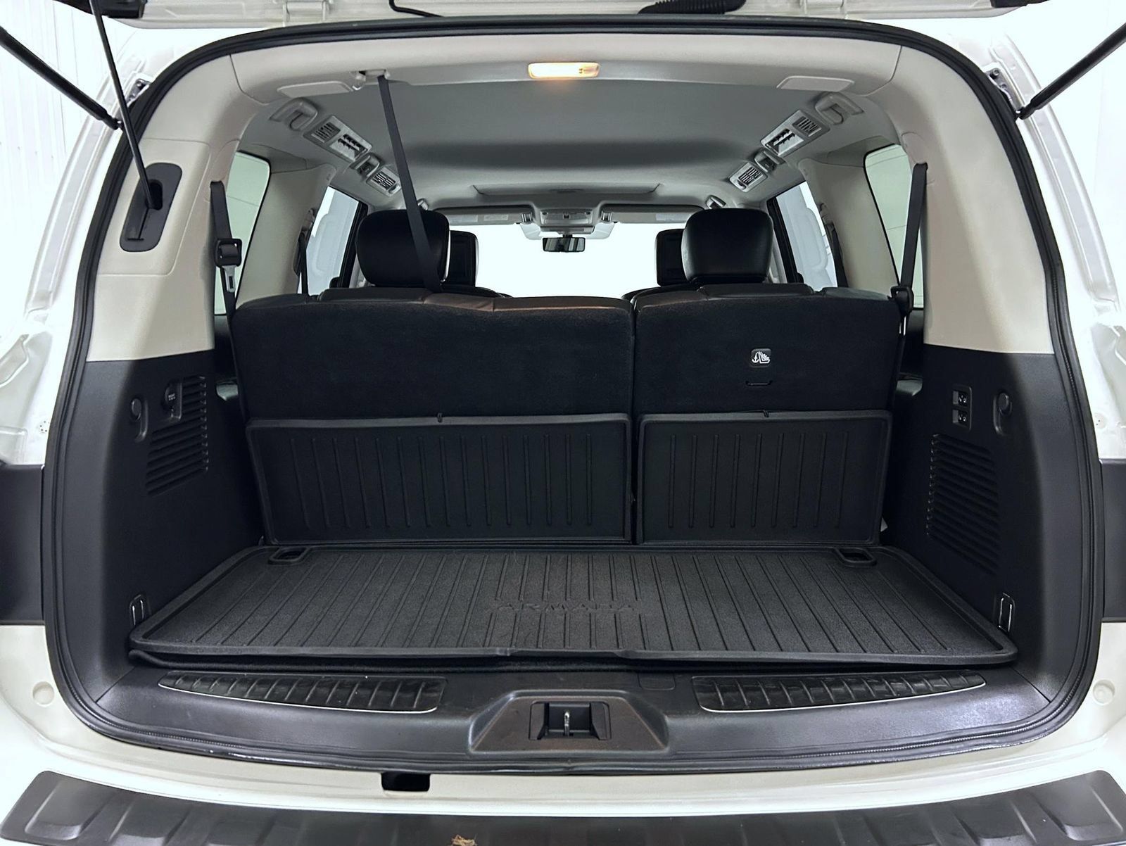 Used 2019 Nissan Armada Platinum w/ Captain's Chairs Package AWD/4WD image 21