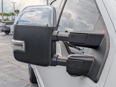Used 2019 Ford F250 Lariat w/ Chrome Package RWD image 11