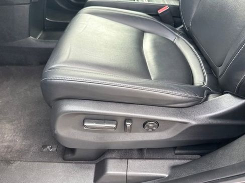 Used 2023 Honda Odyssey EX-L image 9