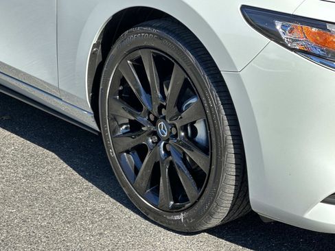 Certified 2025 MAZDA MAZDA3 s image 11