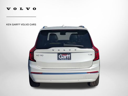 New 2026 Volvo XC90 T8 Plus w/ Protection Package Premier image 4
