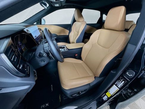 Used 2025 Lexus RX 350 Premium w/ Accessory Package (Z1) image 22