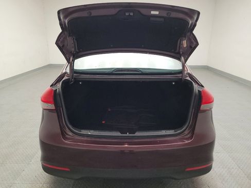Used 2017 Kia Forte LX FWD image 29
