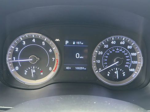 Used 2021 Hyundai Venue SEL image 16