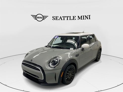 Certified 2023 MINI Cooper 4-Door Hardtop image 1