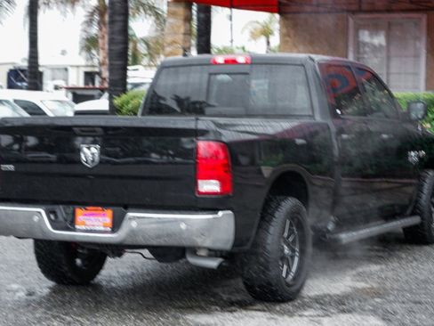 Used 2020 RAM 1500 Classic SLT w/ Luxury Group image 9