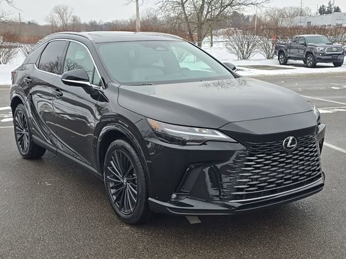 Used 2025 Lexus RX 350h image 12