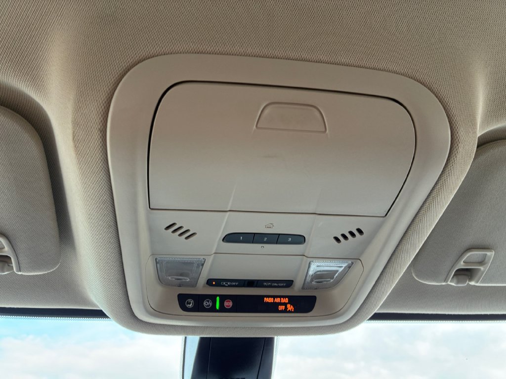 Used 2023 GMC Acadia Denali FWD image 7