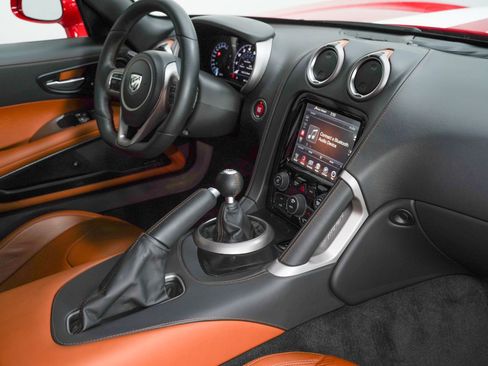 Used 2017 Dodge Viper GTS image 32