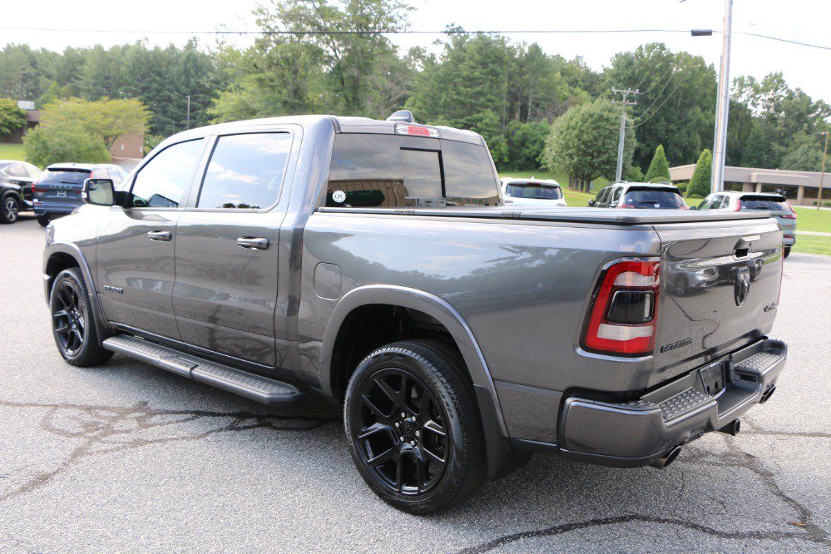 Used 2022 RAM 1500 Laramie AWD/4WD image 3