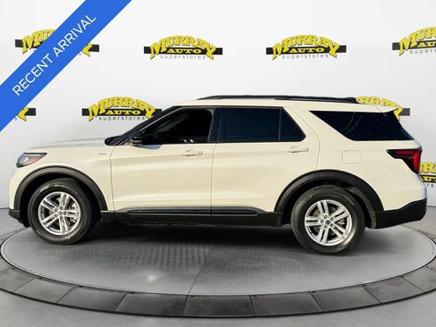 Certified 2025 Ford Explorer ST-Line w/ Premium Package image 2