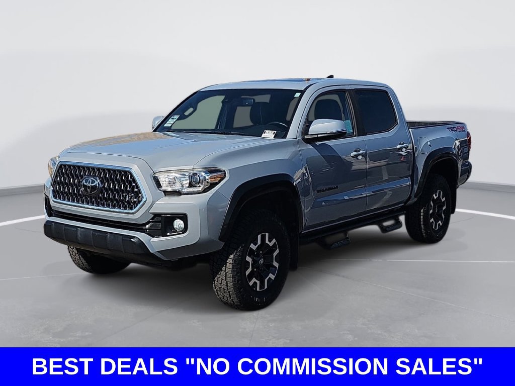 Used 2019 Toyota Tacoma TRD Off-Road AWD/4WD image 7