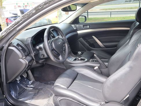 Used 2010 INFINITI G37 Sport w/ Navigation Pkg image 15