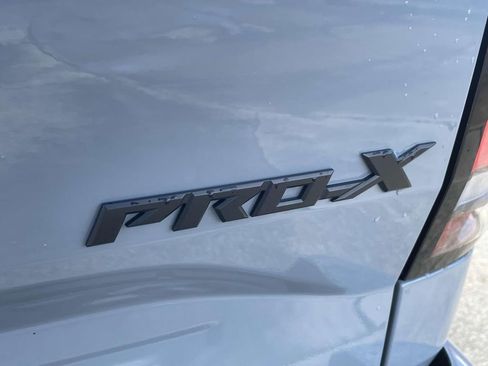 Used 2024 Nissan Frontier Pro-X w/ Pro Convenience Package image 9