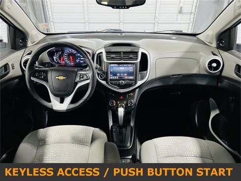 Used 2020 Chevrolet Sonic LT image 4