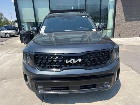 Certified 2024 Kia Telluride SX Prestige X-Line AWD/4WD image 2