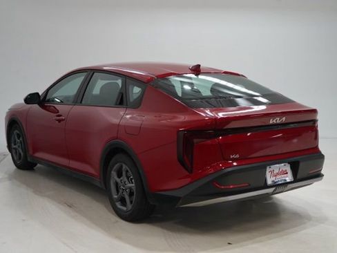 Used 2025 Kia K4 LXS image 6