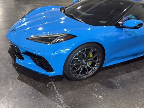 Used 2022 Chevrolet Corvette Stingray Premium Conv RWD image 2