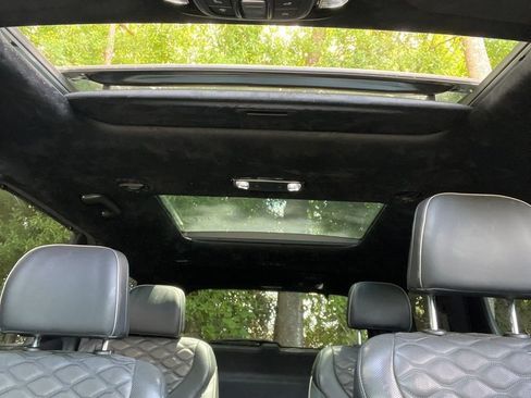 Certified 2022 Hyundai Palisade Calligraphy FWD image 11