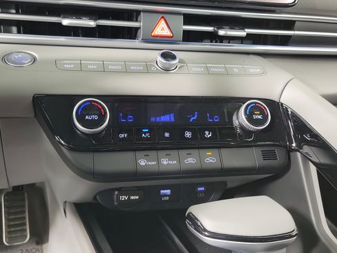 New 2025 Hyundai Elantra SEL w/ Cargo Package image 16