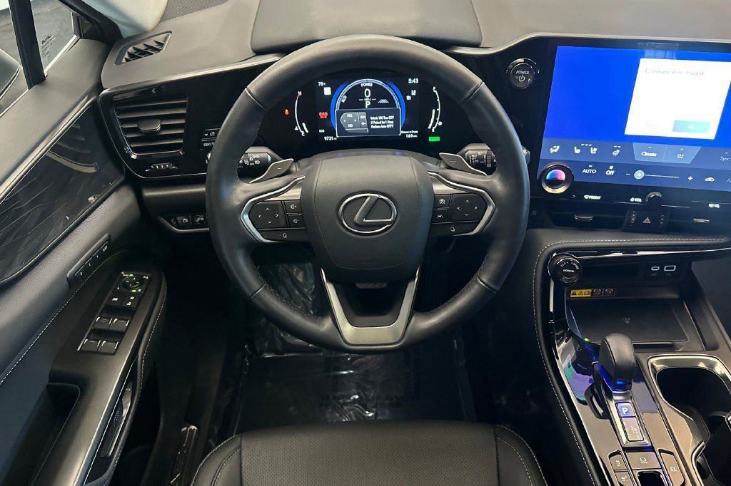Certified 2026 Lexus NX 350h AWD w/ Accessory Package (2T) image 14