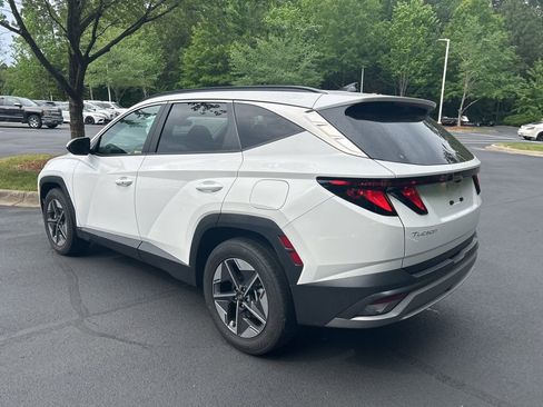 Used 2026 Hyundai Tucson SEL FWD image 12