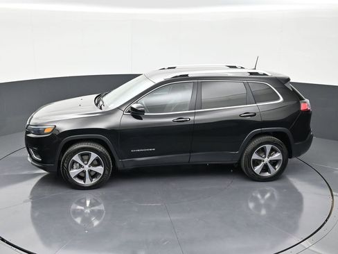 Used 2020 Jeep Cherokee Limited image 13