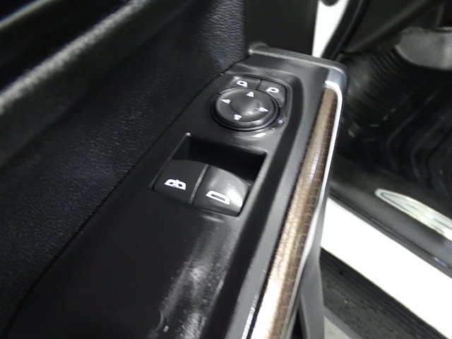 Used 2022 Chevrolet Silverado 2500 LT w/ Convenience Package AWD/4WD image 9