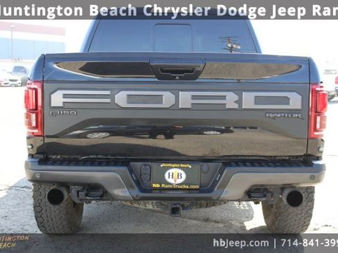 Used 2019 Ford F150 Raptor w/ Equipment Group 802A Luxury image 4