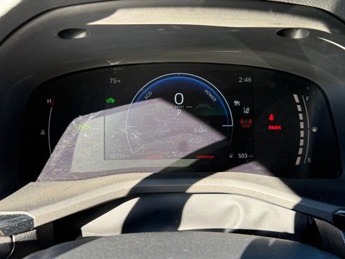 Used 2025 Toyota Camry LE image 19