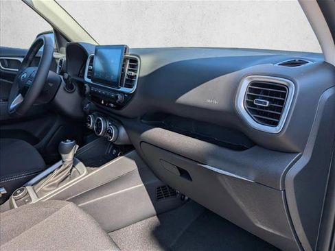 New 2026 Hyundai Venue SEL FWD image 27