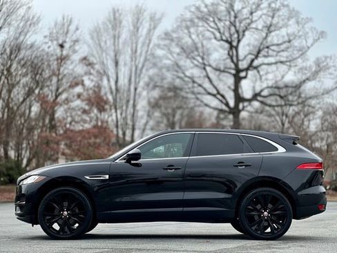 Used 2020 Jaguar F-PACE Premium image 8