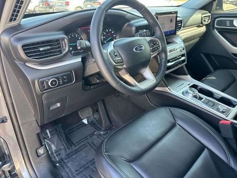 Used 2023 Ford Explorer XLT w/ Equipment Group 202A image 18