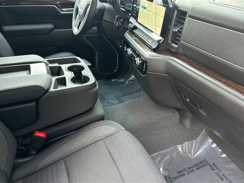 Used 2023 GMC Sierra 1500 Elevation image 19