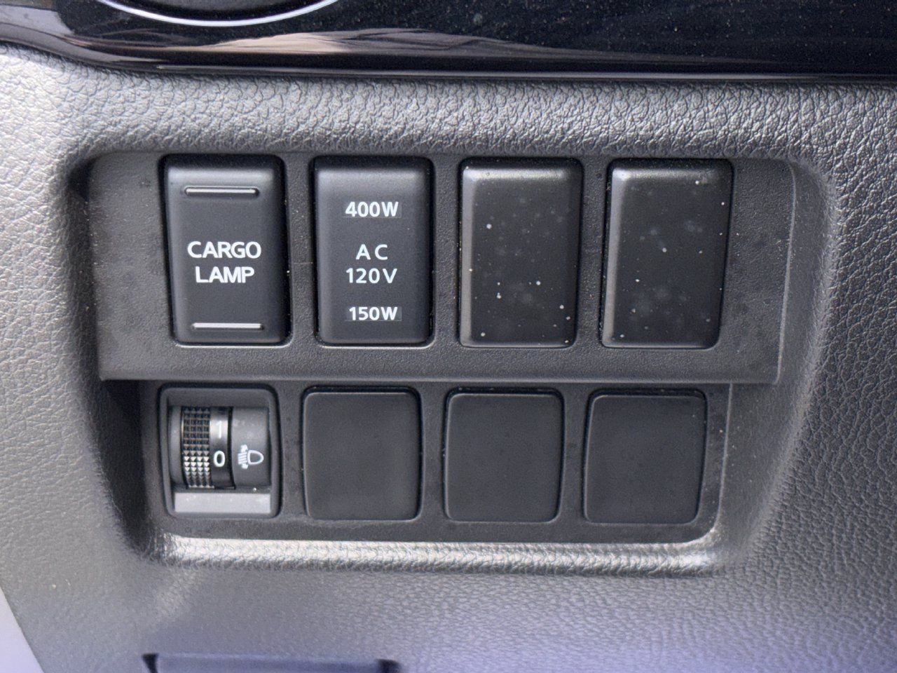 Certified 2024 Nissan Titan SV w/ SV Bronze Edition Package RWD image 23