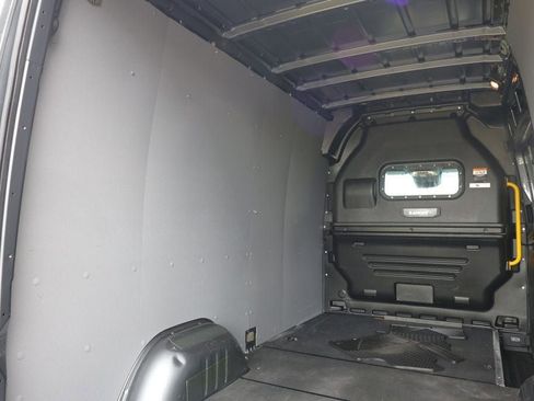 Used 2023 Mercedes-Benz Sprinter 2500 image 20