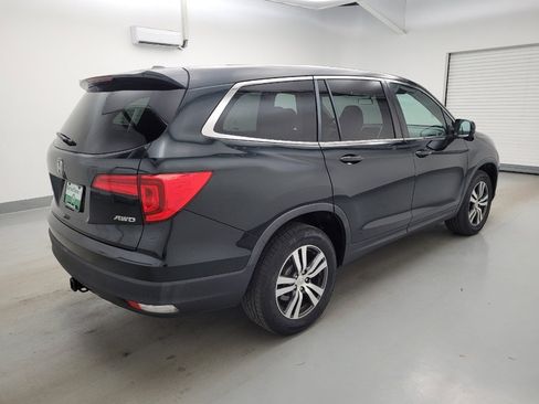Used 2017 Honda Pilot EX image 10