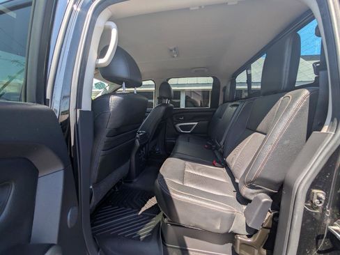 Used 2016 Nissan Titan SL AWD/4WD image 42