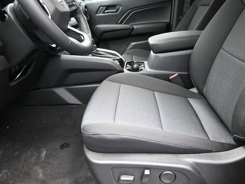 New 2026 Chevrolet Colorado W/T image 13