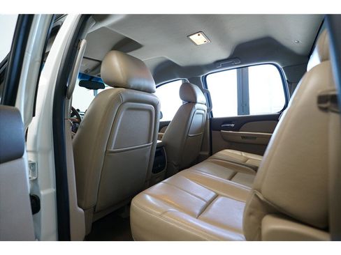 Used 2013 GMC Sierra 1500 SLT w/ SLT White Diamond Edition AWD/4WD image 14