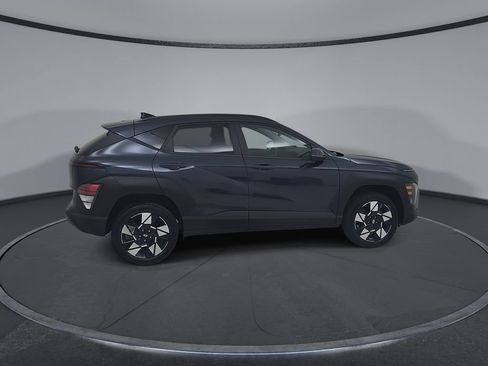 Used 2025 Hyundai Kona SEL AWD/4WD image 18