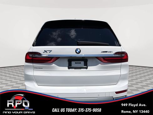 Used 2021 BMW X7 xDrive40i w/ Premium Package AWD/4WD image 4