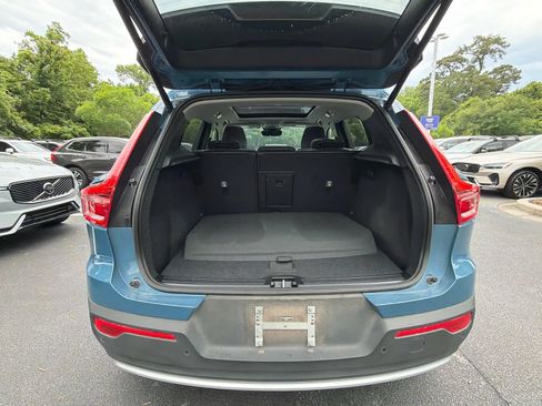 Used 2025 Volvo XC40 B5 Core AWD/4WD image 22