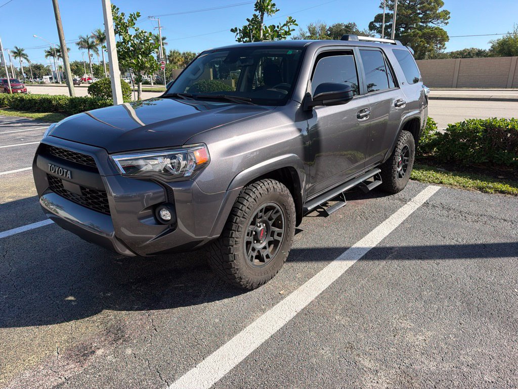 Used 2023 Toyota 4Runner SR5 RWD image 3