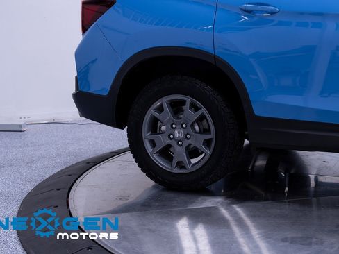 Used 2025 Honda Passport TrailSport image 51