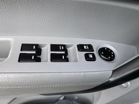 Used 2011 Kia Sorento LX AWD/4WD image 19