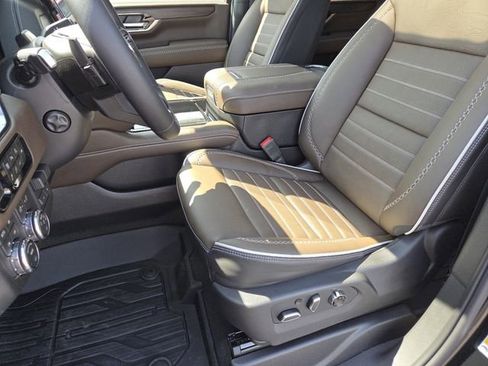 New 2026 GMC Yukon Denali Ultimate AWD/4WD image 39