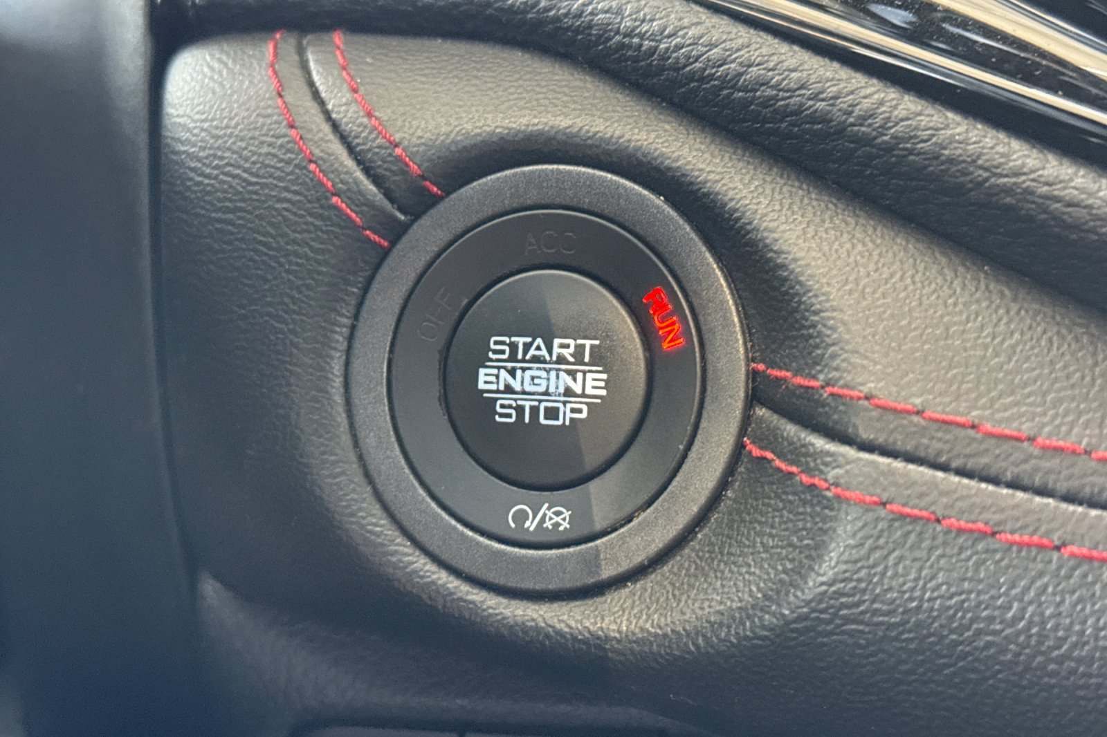 Used 2024 Dodge Durango GT AWD/4WD image 34