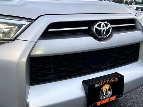 Used 2023 Toyota 4Runner SR5 Premium image 41